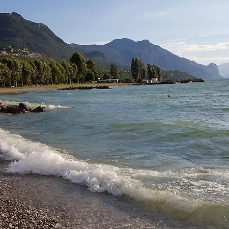 Meublè Olivi Toscolano-Maderno