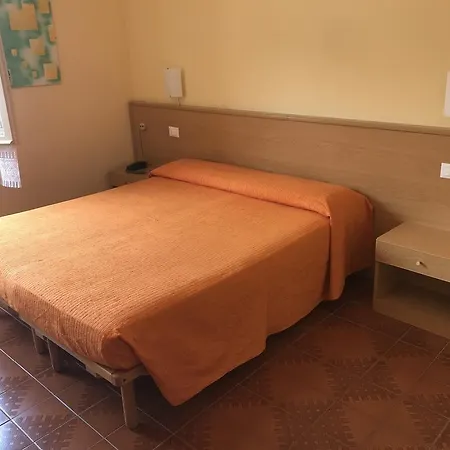 Otel Meuble Olivi 2*