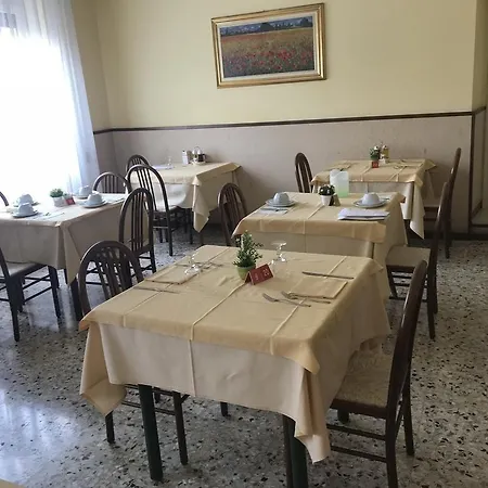 Meuble Olivi 2* Toscolano Maderno