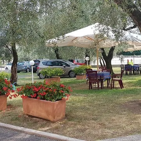Otel Meuble Olivi 2*