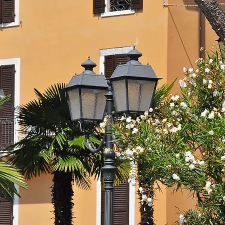 Meuble Olivi Otel Toscolano Maderno